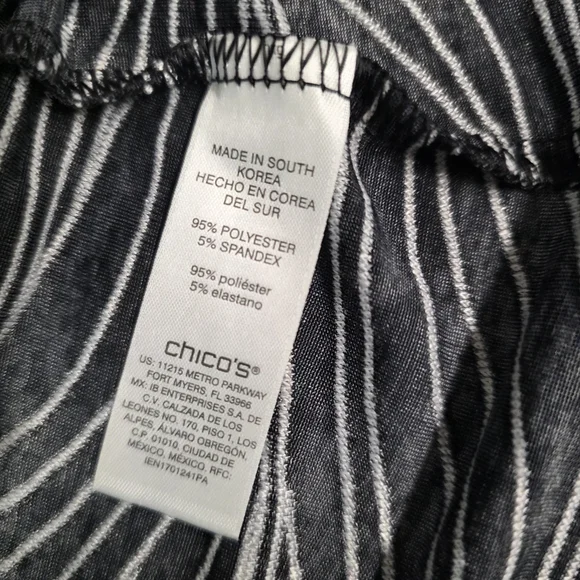 Chico's Black And Pink Floral Top 3/4 Sleeves Size 2 (Large) - Picture 8 of 10